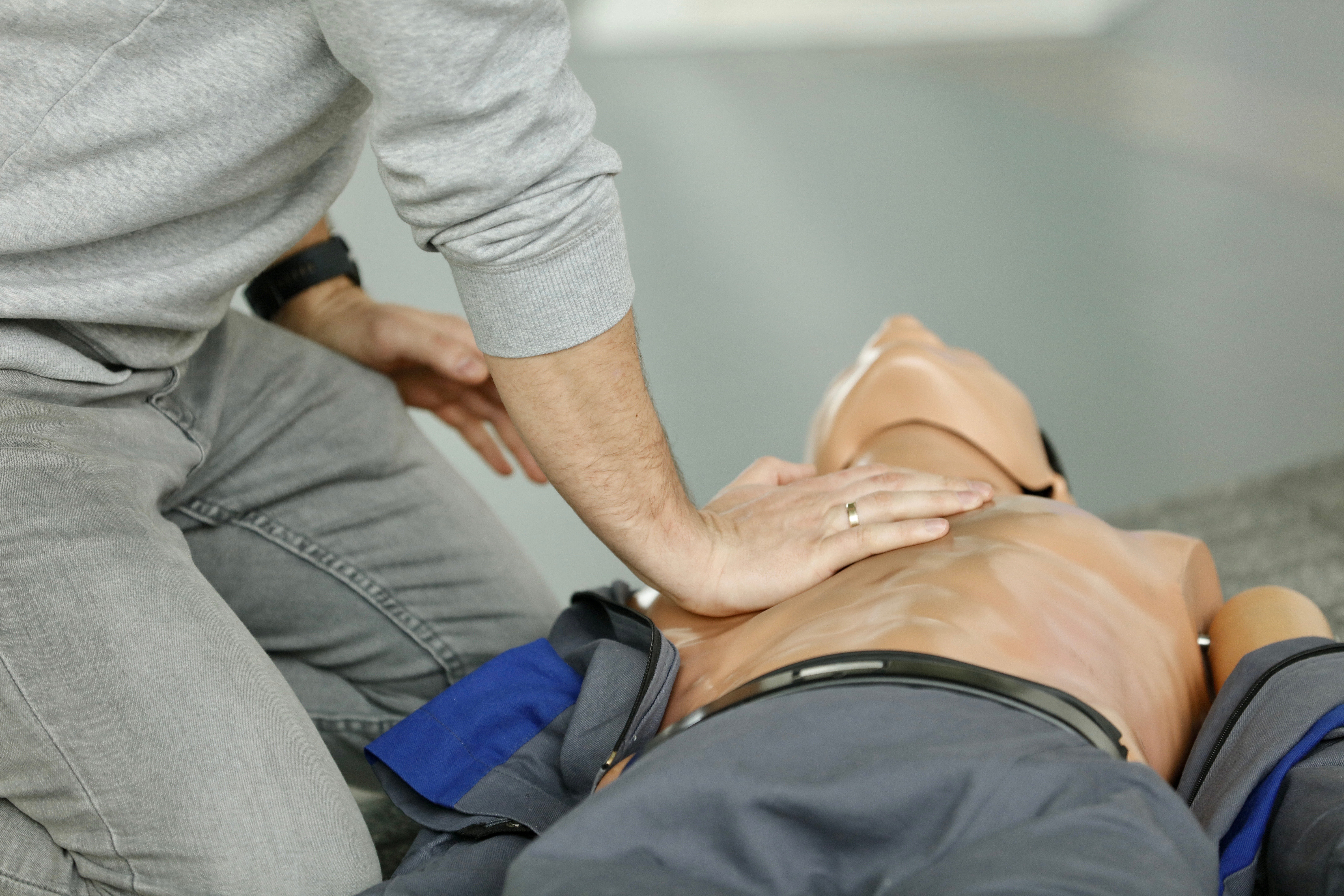 first-aid-2023-11-27-05-30-06-utc